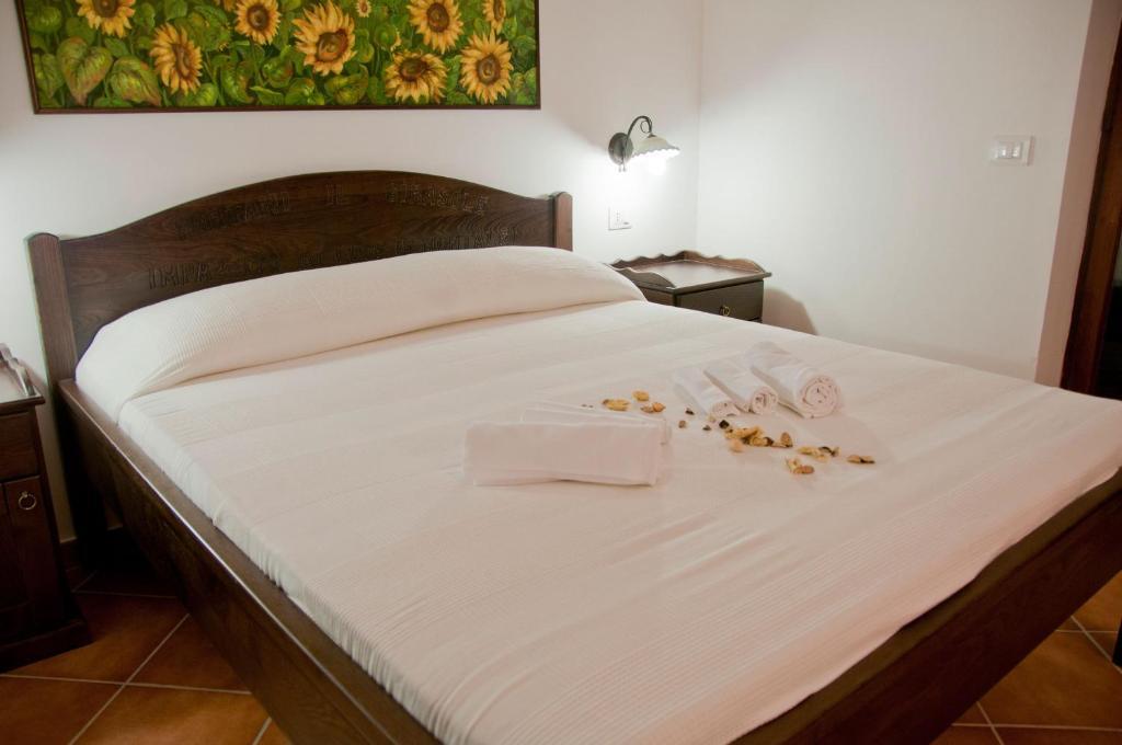 Casale Il Gheppio Casa de hóspedes Laureana Cilento Quarto foto